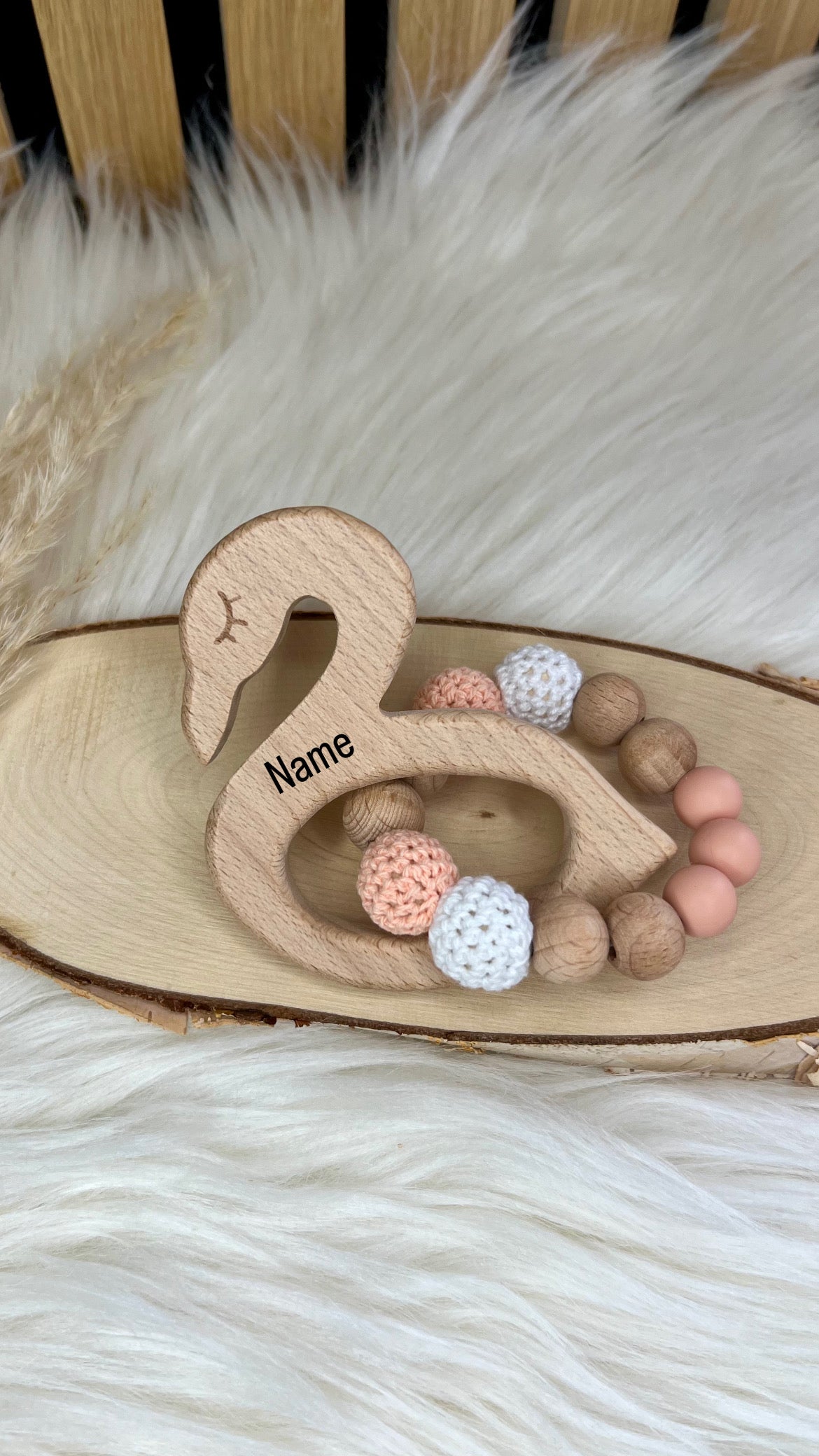 Personalisierter Holz-Greifling – mit Tiermotiv