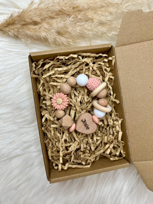 Greifling Apricot – mit Wunschgravur oder ohne – handgefertigt aus Holz & Silikon