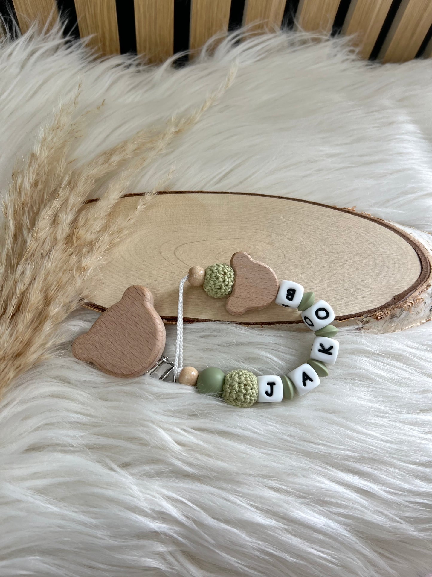 Personalisiertes Geschenkset – Schnullerkette & Greifling im Bärdesign | Handgemacht mit deinem Wunschnamen
