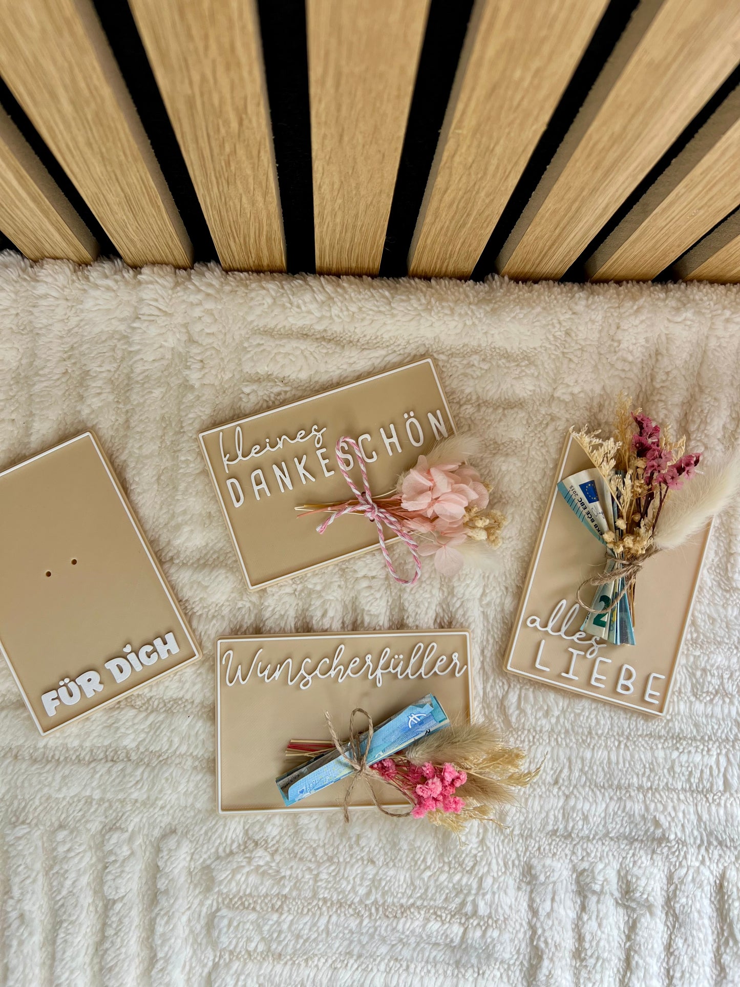 Dekoratives Geldgeschenk mit Trockenblumen | 3D-Druck Schild in verschiedenen Designs