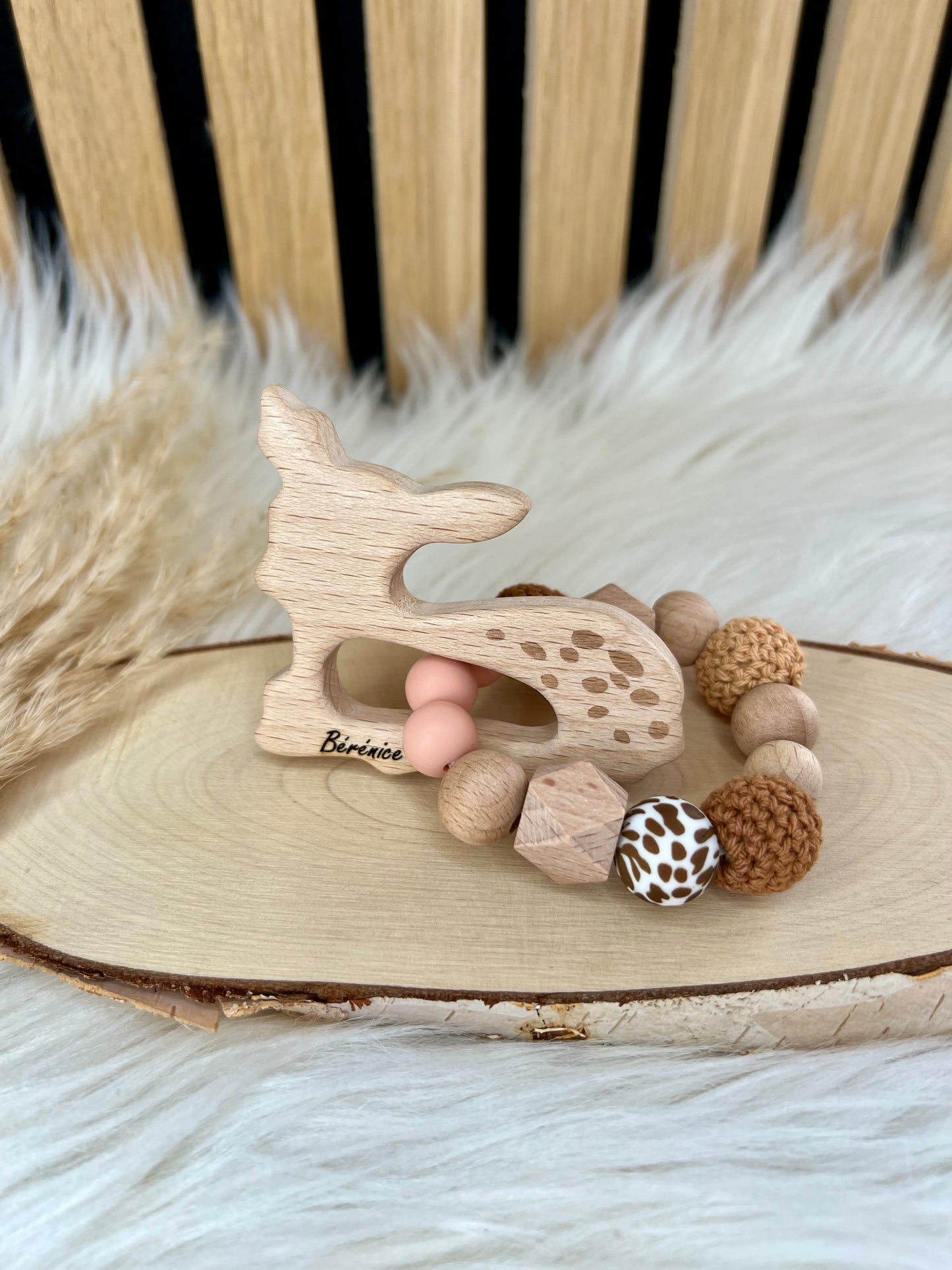 Personalisierter Holz-Greifling – mit Tiermotiv