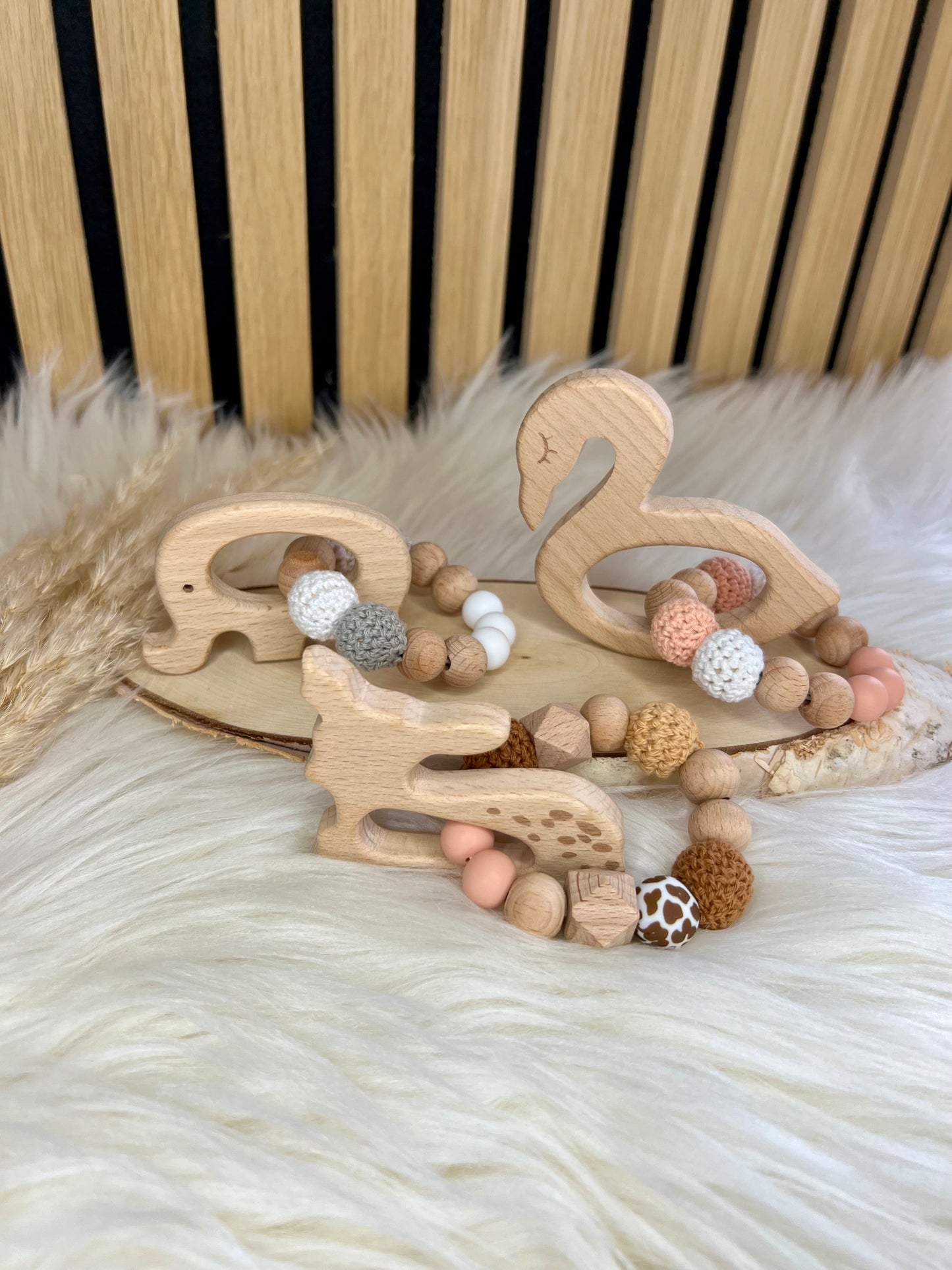 Personalisierter Holz-Greifling – mit Tiermotiv