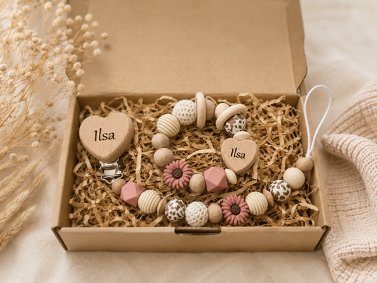 Ilsa | Geschenkset mit Schnullerkette & Greifling