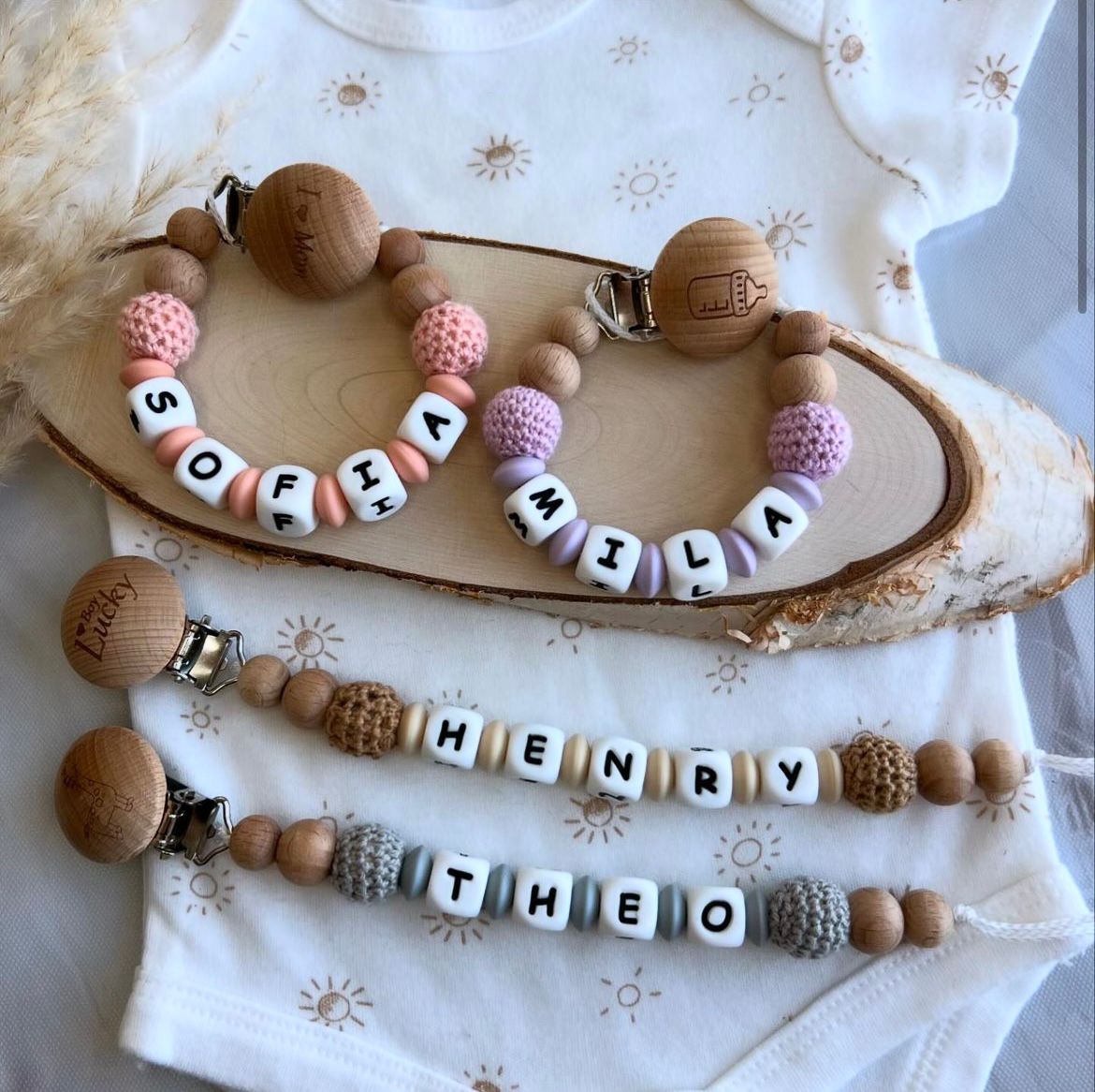 Personalisierte Schnullerkette mit Namen – Handmade | Holz & Silikon | Geschenk zur Geburt, Taufe & Babyparty