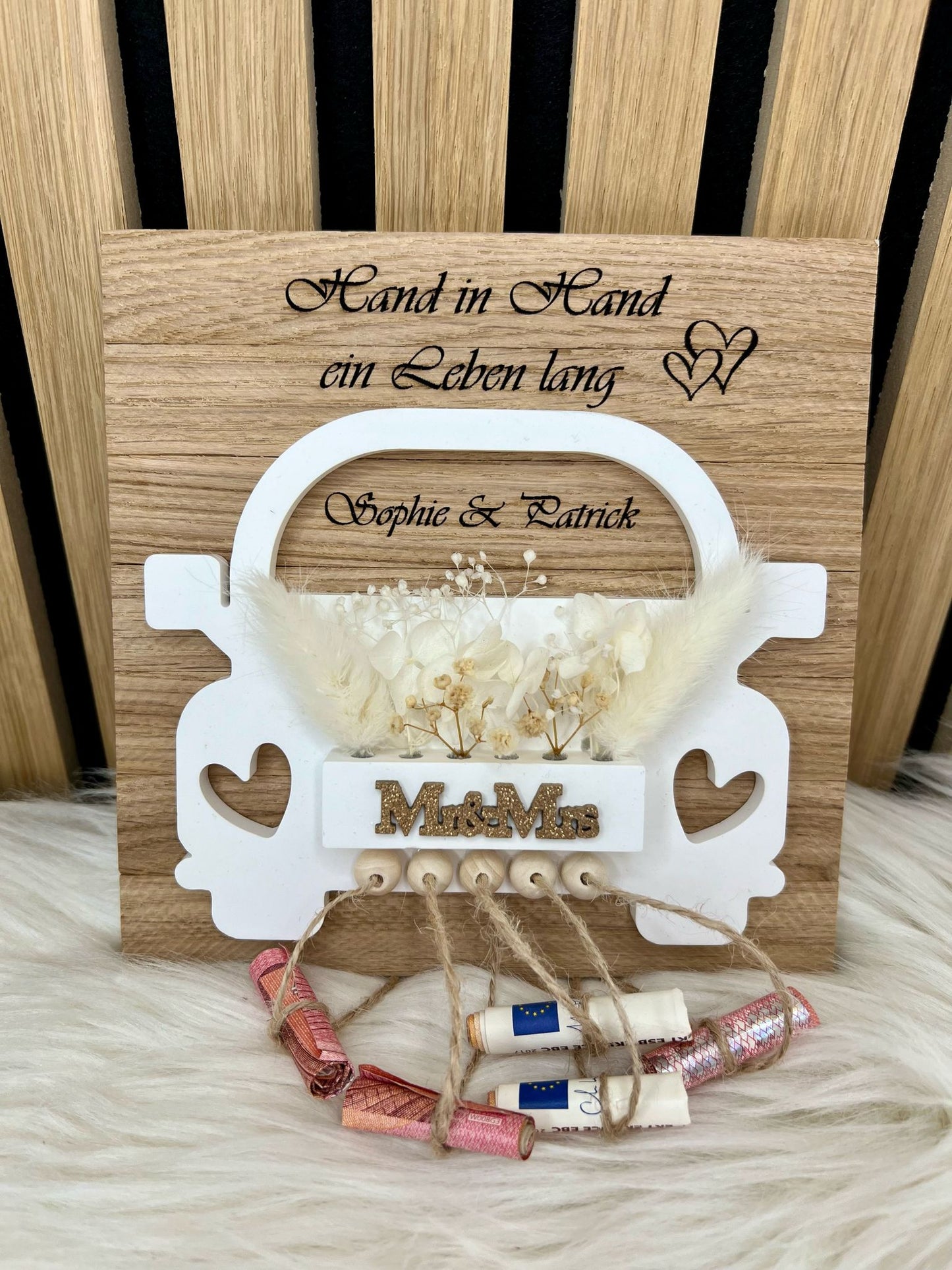 Personalisiertes Hochzeitsgeschenk – Geldgeschenk Auto aus Holz | Mr & Mrs | Geschenk zur Hochzeit & Trauung
