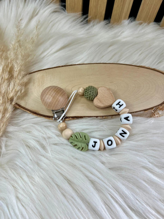 Personalisierte Schnullerkette & Greifling – Natur/Grün – Mit Namen | Handmade Babygeschenk