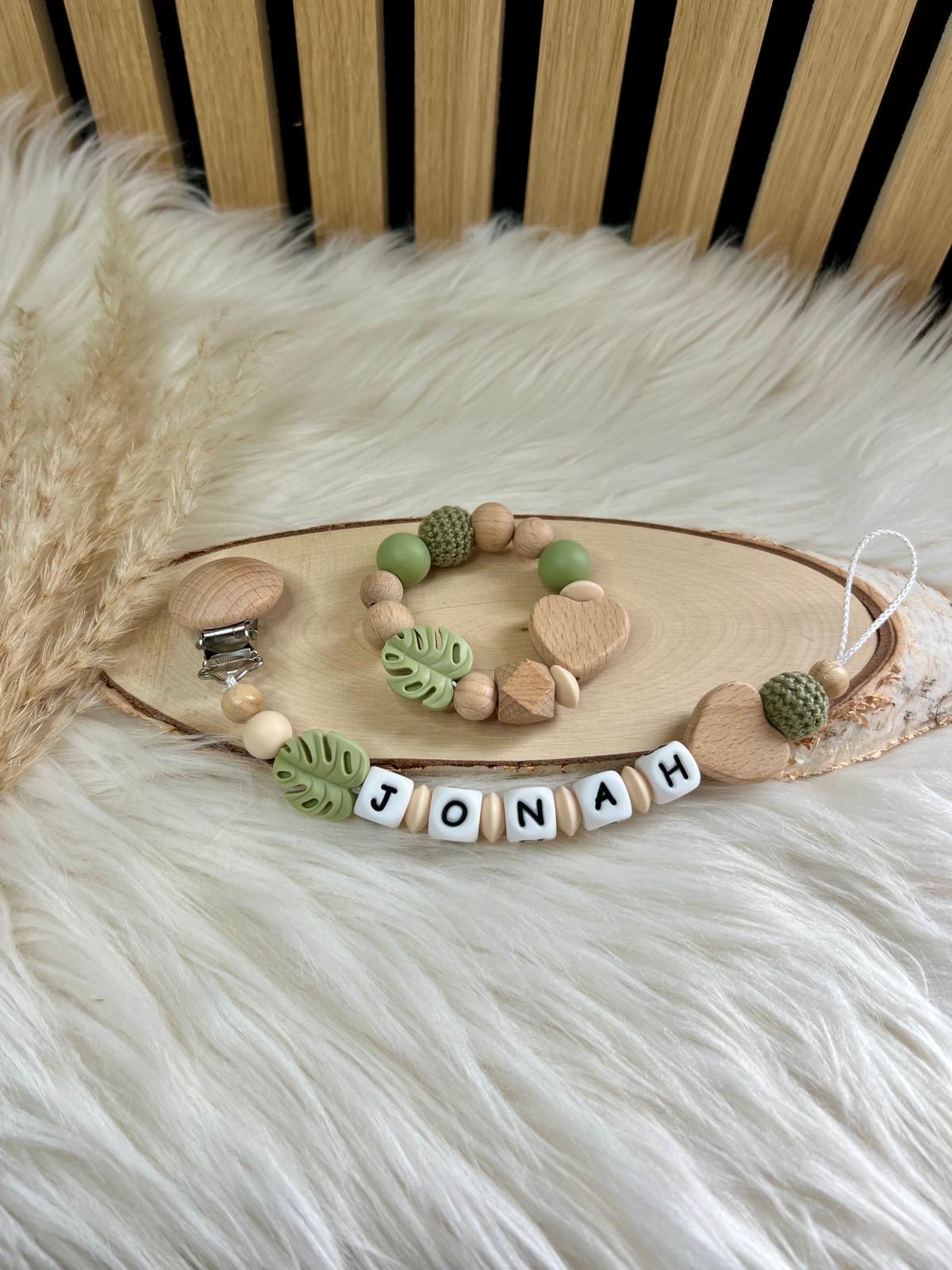 Personalisierte Schnullerkette & Greifling – Natur/Grün – Mit Namen | Handmade Babygeschenk
